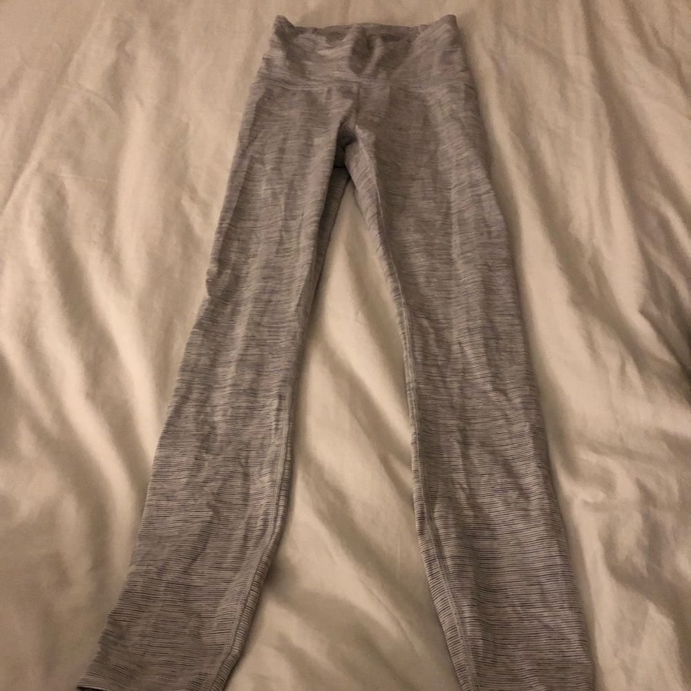 Lululemon Train Times 7/8 Sz 2